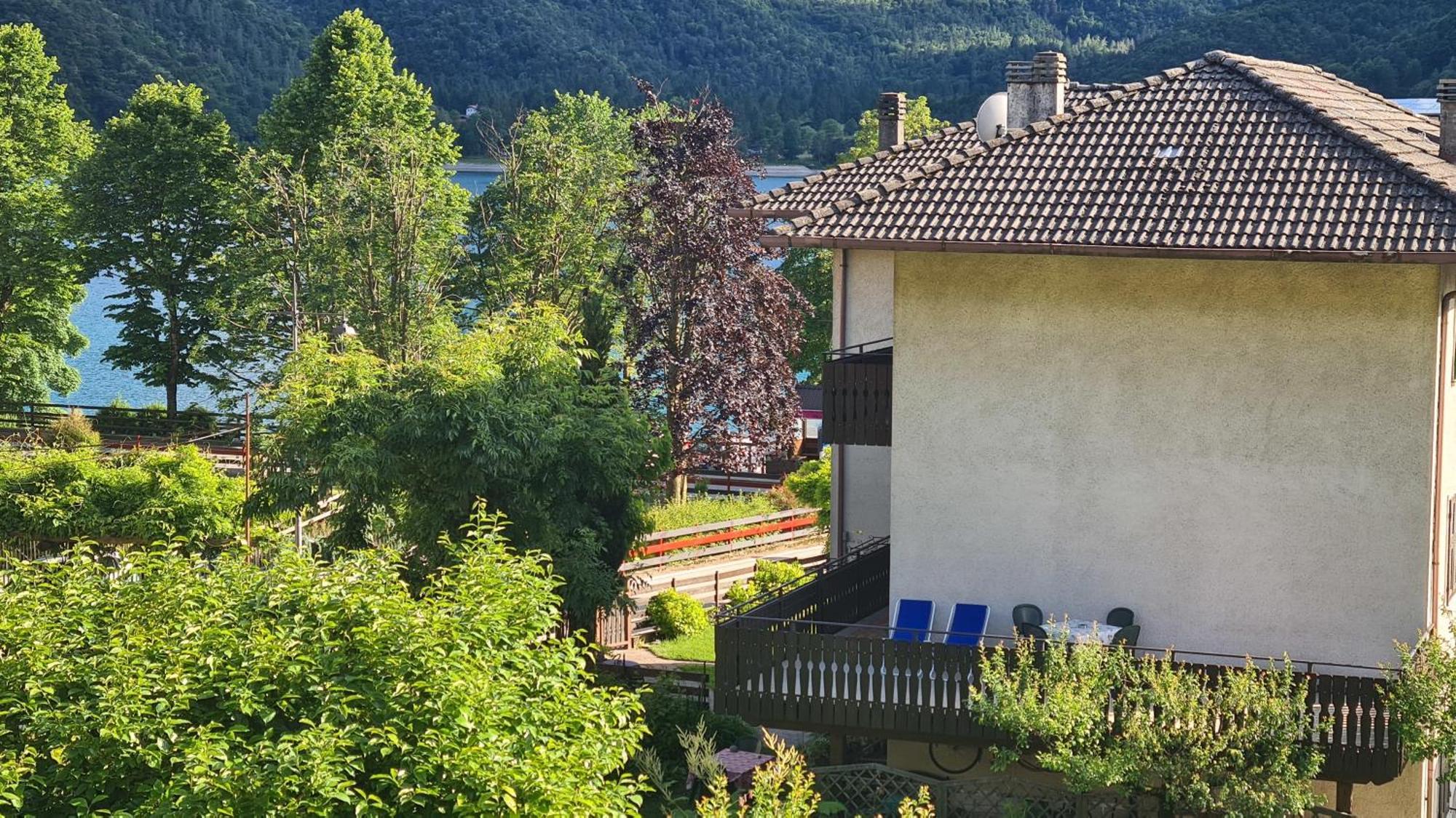 Bioledro Casa Lena Daire Mezzolago Dış mekan fotoğraf