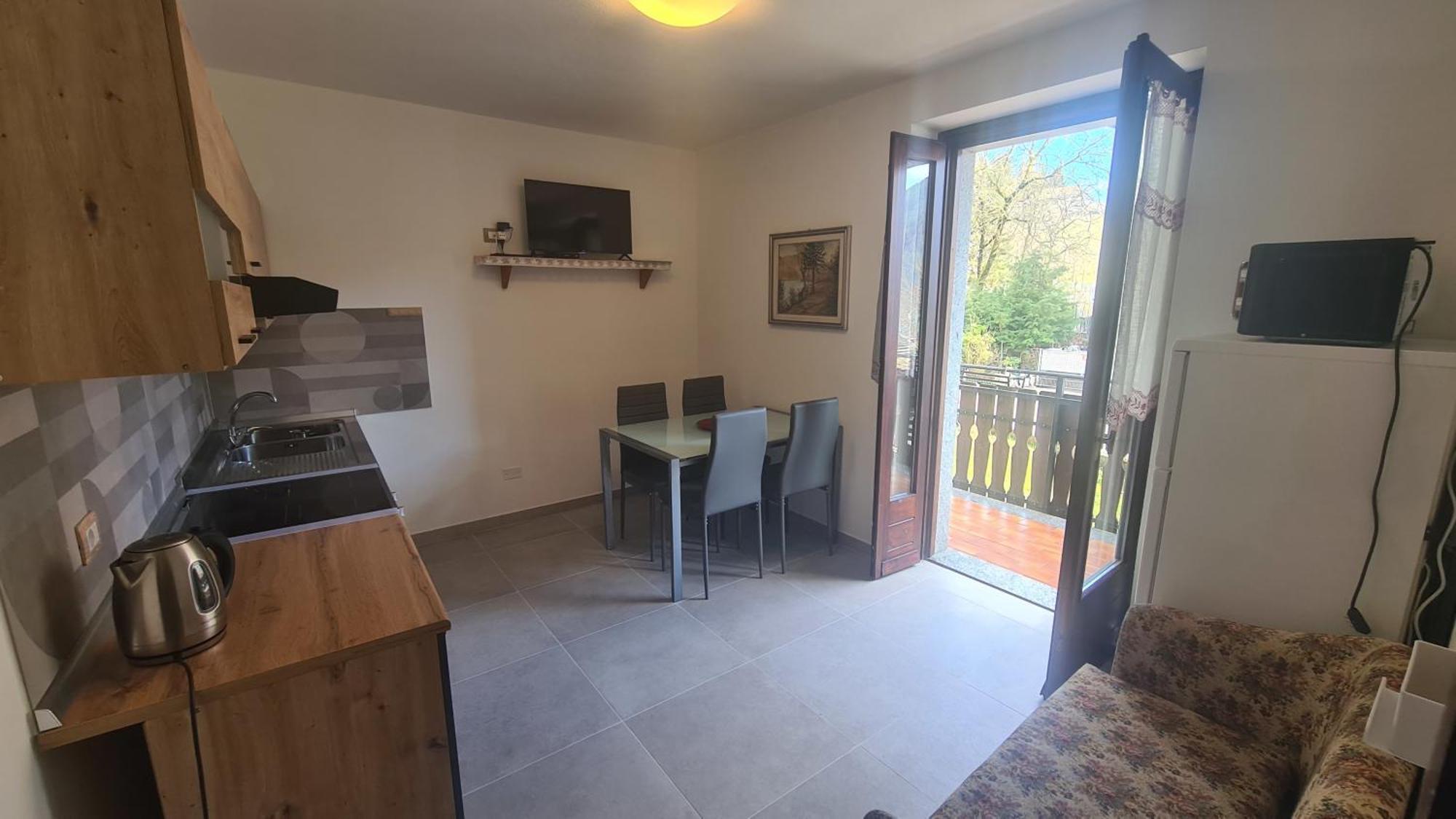 Bioledro Casa Lena Daire Mezzolago Dış mekan fotoğraf