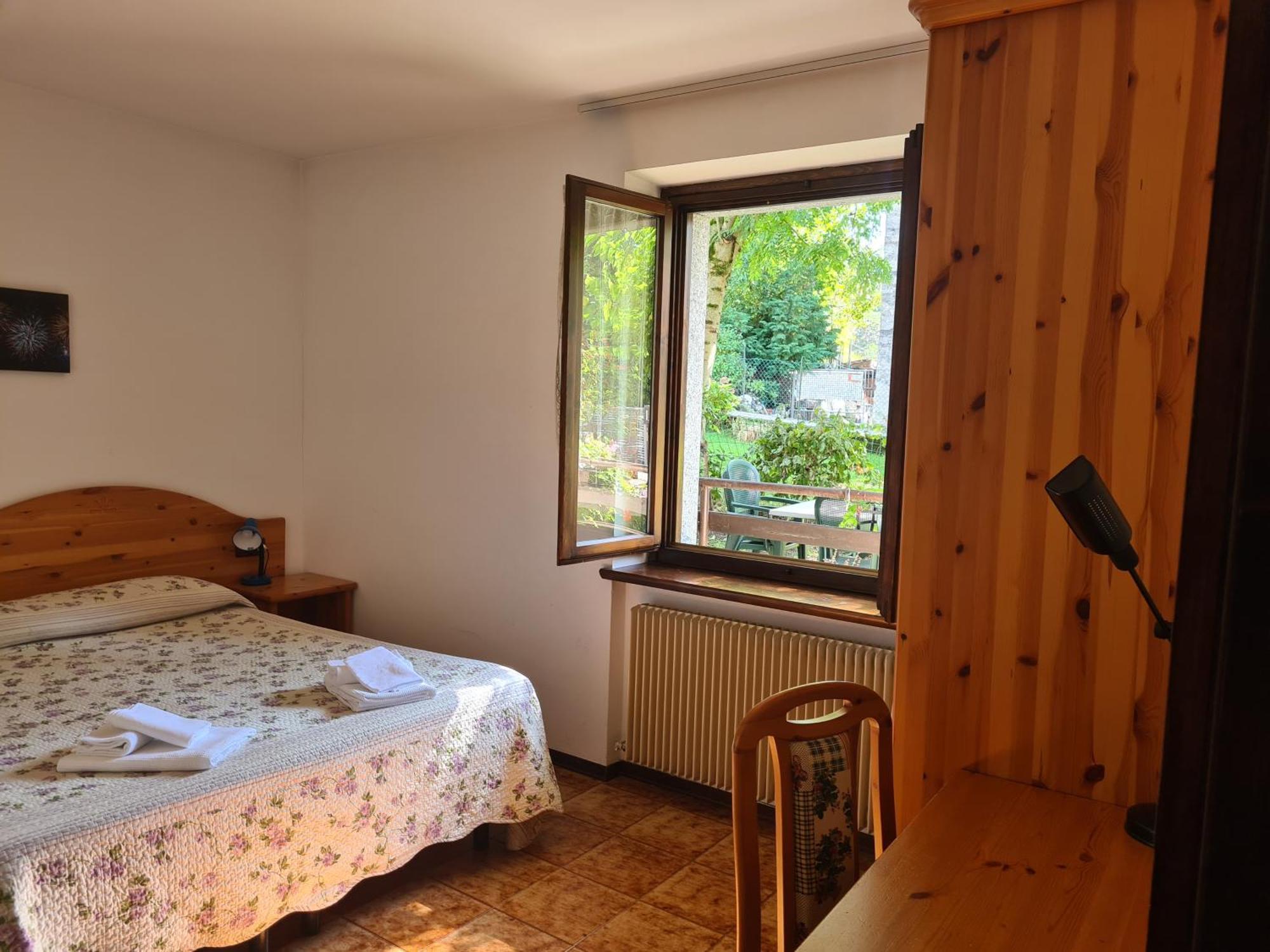 Bioledro Casa Lena Daire Mezzolago Dış mekan fotoğraf